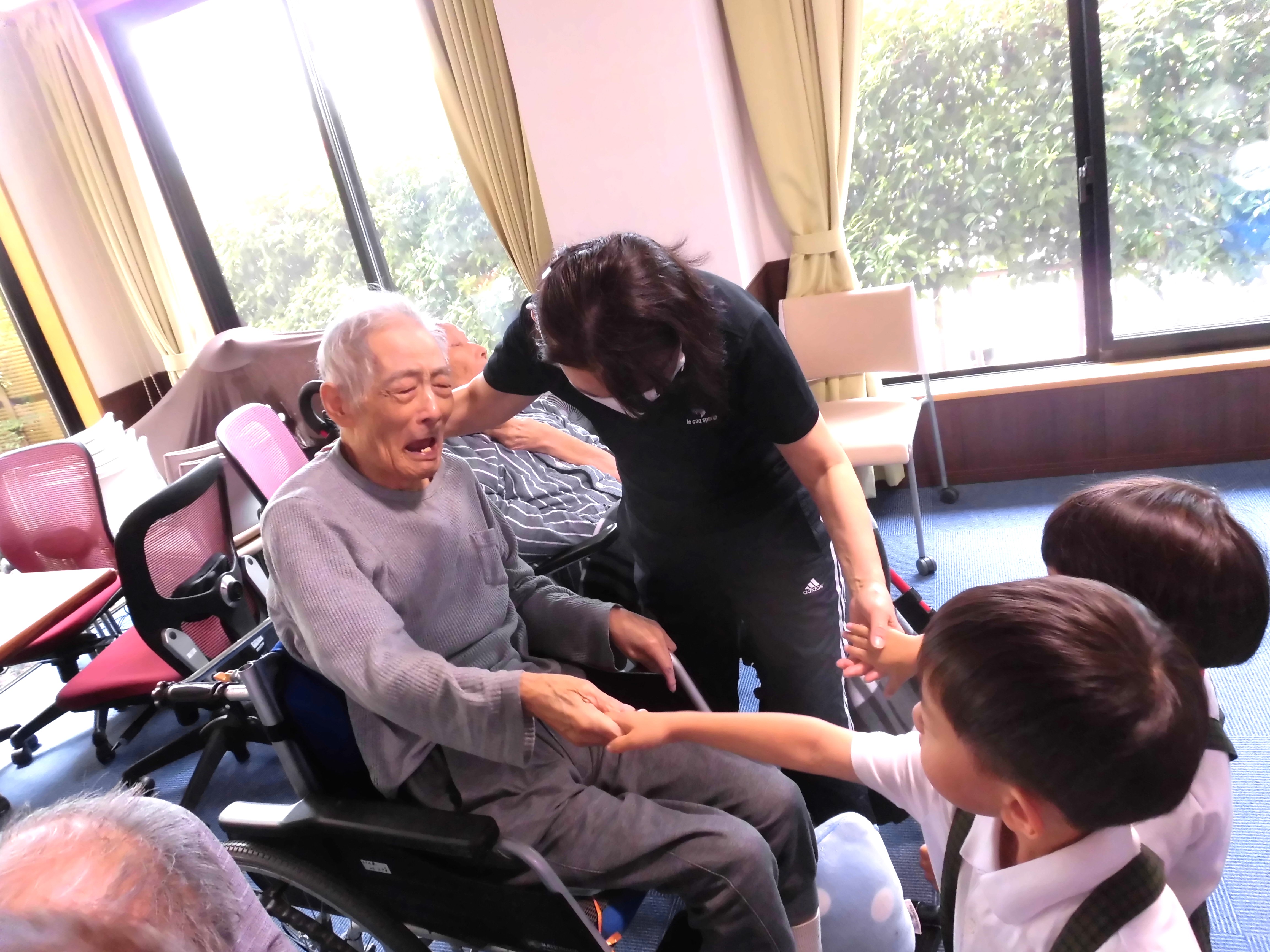6月幼稚園児との交流